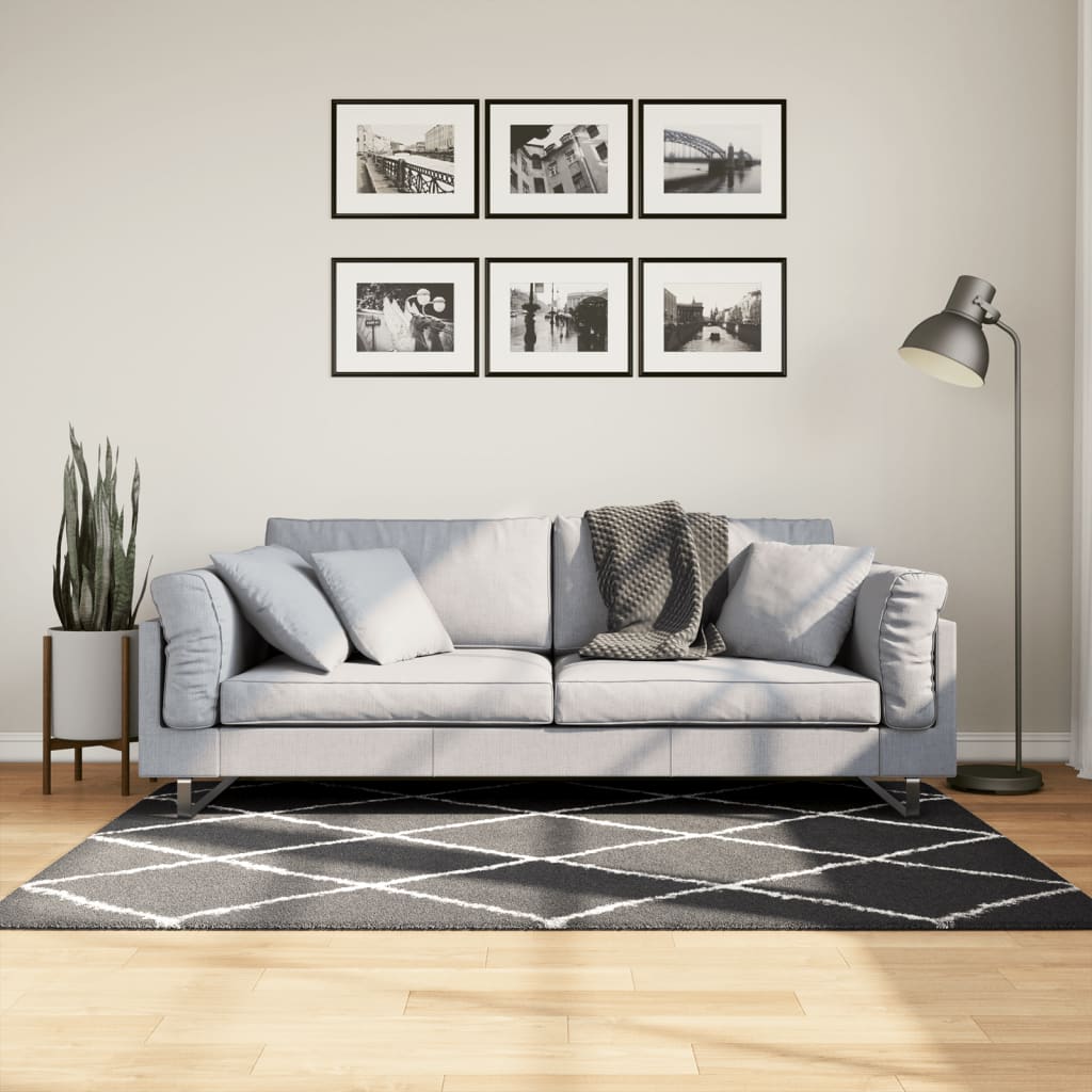 Covor pufos "PAMPLONA" fire înalte negru/crem modern 120x170 cm